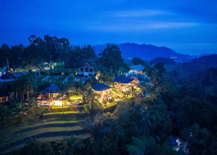 Villa Aura Svarga - Swarga House Selat