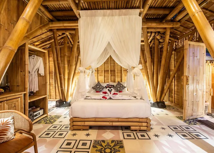Aura Svarga - Swarga House Villa