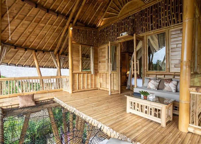 Aura Svarga - Swarga House *